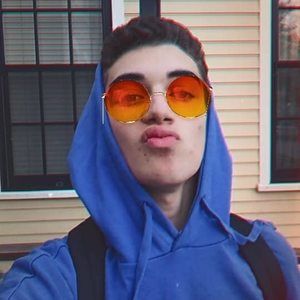 Meet your Posher, Jadier alexis